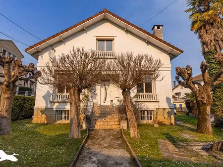 vente maison 5 pièces 181 m² à lourdes (65100)  265 500 €