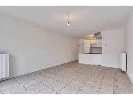 appartement te koop in deinze met 2 slaapkamers