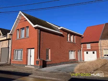 huis te koop in meerbeke met 3 slaapkamers