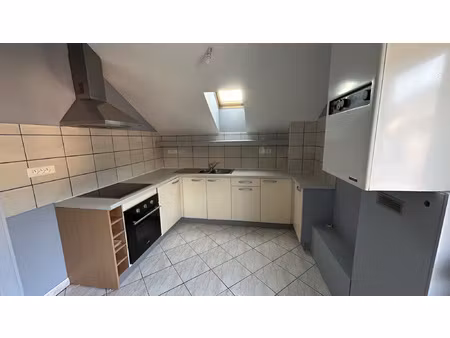 location appartement 2 pièces 42m² st etienne les remiremont 88200