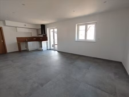 location appartement 3 pièces 63m²