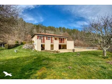 vente maison 4 pièces 90 m² le bugue (24260)