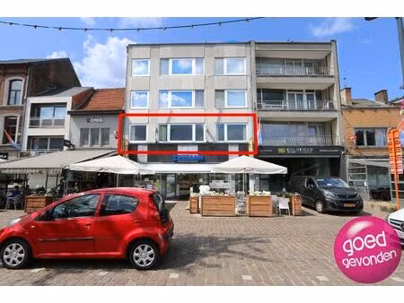 app 169m² + 3 slk + 2 living + 2 bdk + terras 52m² + centrum