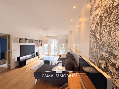 très bel appartement de trois pièces à buc  proche de la gar