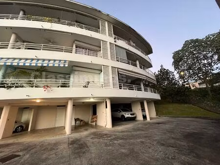 location appartement 4 pièces 72m² ducos 97224