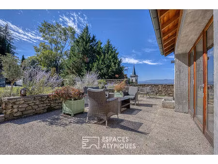 propriété de caractère avec vue panoramique