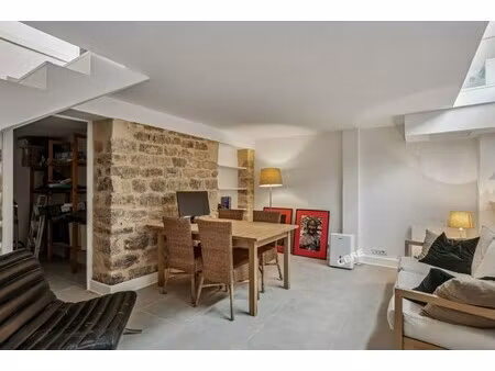 location local professionnel 66m²