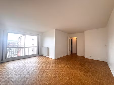 location appartement 1 pièce 35m²