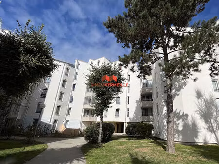 location appartement 2 pièces 48m²