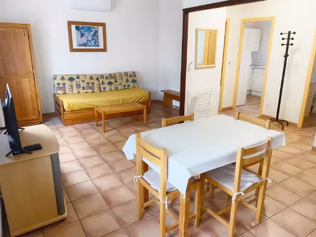 appartement meublé t2 de 46m2 centre ville de vias