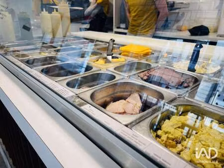 vente bureaux et commerces à tours (37000) : à vendre / 70m² tours