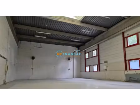 my transac vous propose à la location des locaux d'activités et bureaux de 370m² et 392m² 