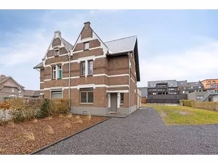 huis te koop in maasmechelen met 3 slaapkamers