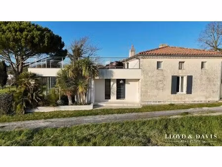 propriété avec belvédère sur l'estuaire panorama excep