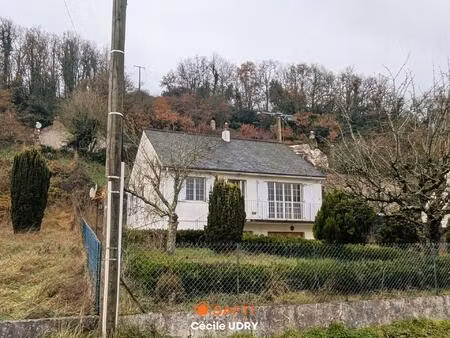 maison vue imprenable orientée sud !