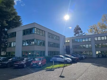 location local professionnel 30m² orleans 45100