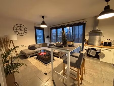 location appartement 2 pièces 42m² tours 37100