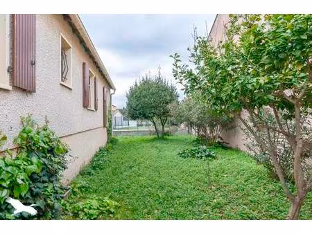 vente maison 4 pièces 90 m² villeveyrac (34560)