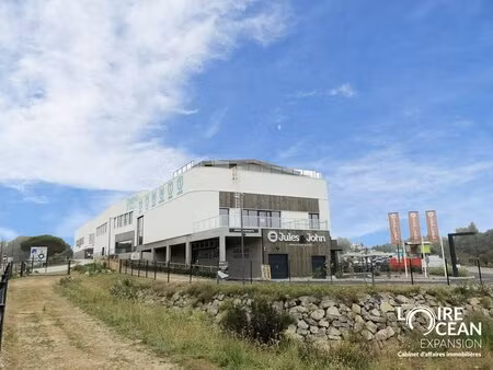 achat local commercial 555m² pornic 44210