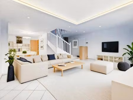 maison refaite à neuf de 6 pièces et de 173 m² à vauréal