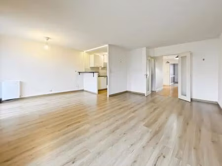 appartement lumineux de 105 m² à blagnac