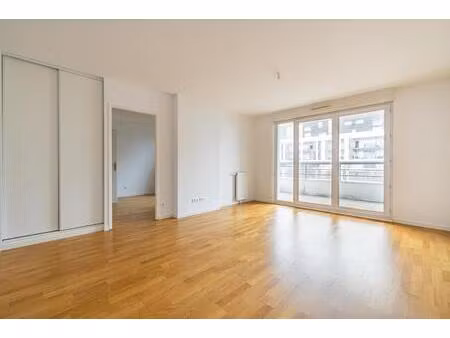 appartement 2 pièces de 45 m² à limeil-brévannes