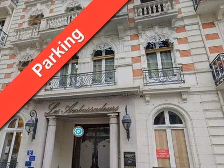 parking à louer