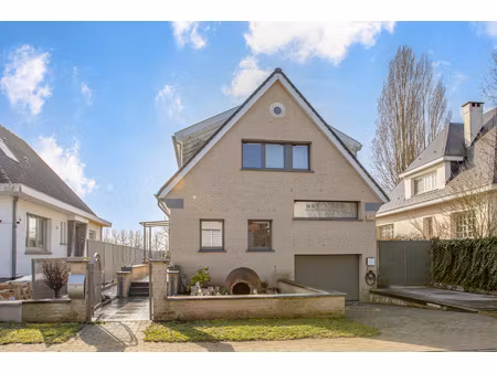 huis te koop in dilbeek met 4 slaapkamers