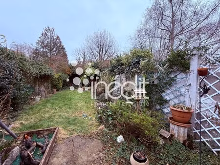 charmante maison de 4 chambres  jardin et garage