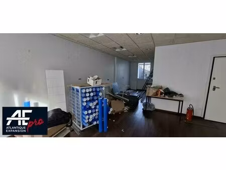 location local commercial 38m² st nazaire 44600