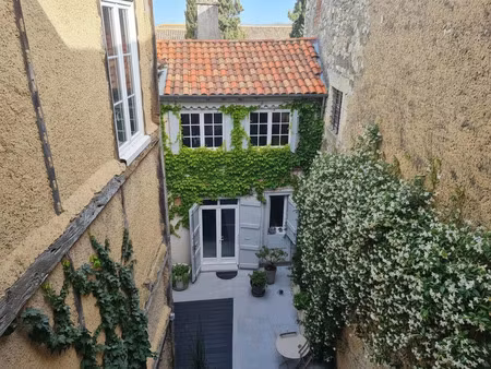 vente maison 8 pièces 266 m² lectoure (32700)