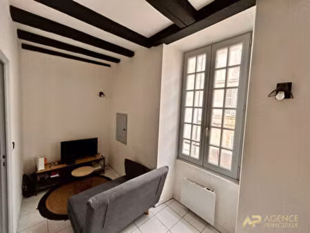 appartement 2 pièce(s) centre ville de la rochelle