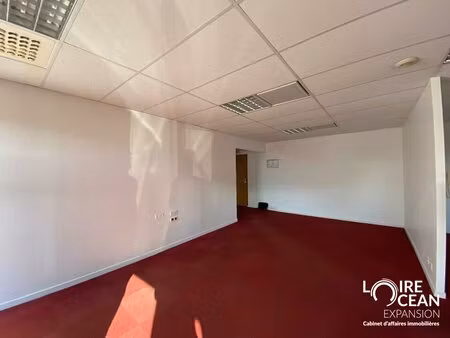 location local professionnel 171m² basse goulaine 44115