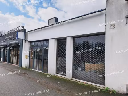 à louer - local commercial 200 m² - pontivy