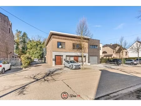 appartement te koop in genk met 3 slaapkamers