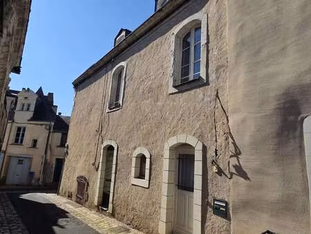 vente immeuble à château-gontier (53200) : à vendre / 85m² château-gontier