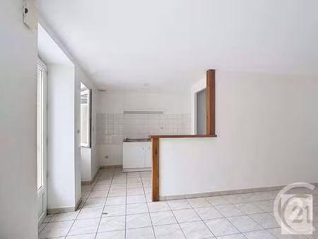 location maison à nort-sur-erdre (44390) : à louer / 34m² nort-sur-erdre