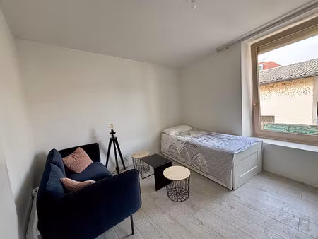 appartement meublé sainte colombe 20 m2