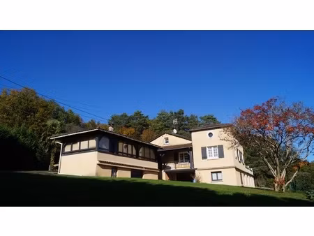 maison 7 pièces - 152 m²