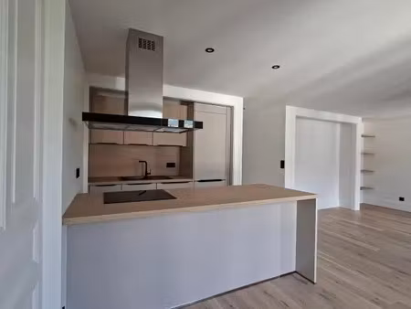 location appartement 3 pièces 81 m² à aix-les-bains (73100)