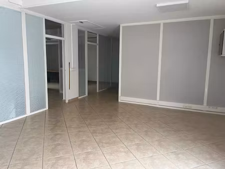 location commerce 1 pièce 100 m² à beynost (01700)