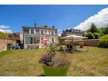 village recherché à 2 pas de chambly