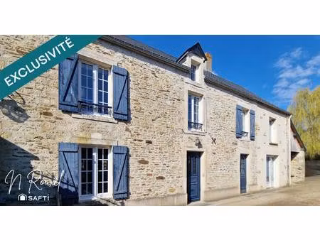 bâtisse en pierre rénovée  150 m²  3 chambres  dépendance.