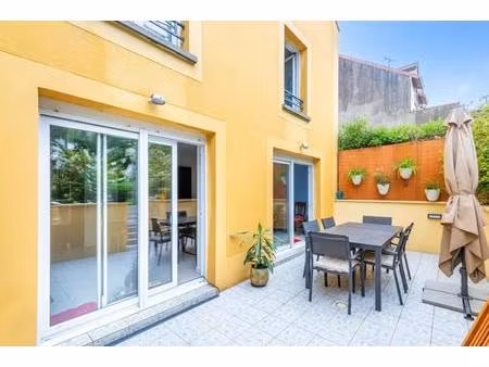 maison 6 pièces de 130m² en vente à viroflay - idéal pour familles