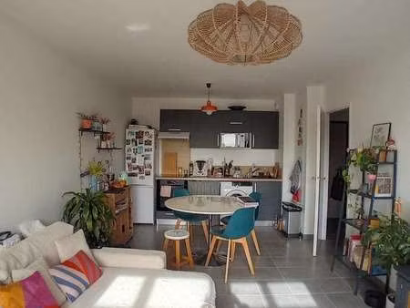 location appartement 2 pièces aux sables-d'olonne (85100) : à louer 2 pièces / 44m² les sa