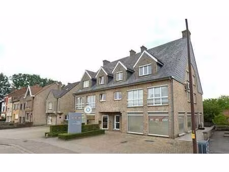 duplex appartement bien situé à huizingen