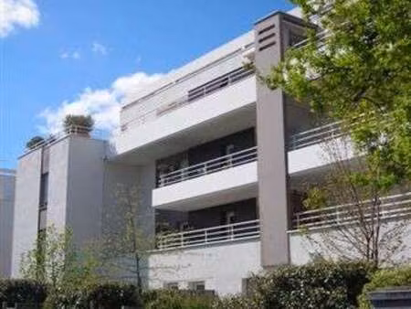 location appartement 2 pièces à vannes nord-est (56000) : à louer 2 pièces / 46m² vannes n