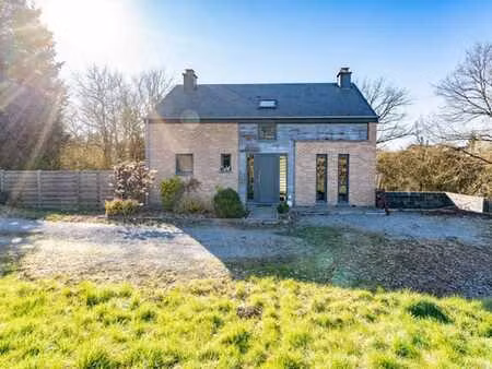 de l’espace  de la lumière  du bonheur