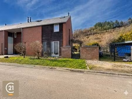 maison 3 façades  4 chambres jardin