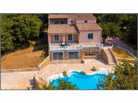 vente maison 6 pièces 165 m² à la roquebrussanne (83136)  549 000 €